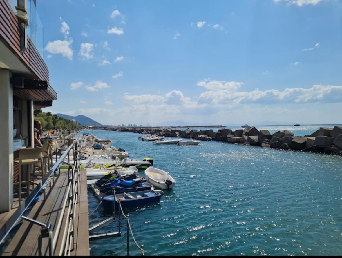 Salerno Mare E Luci公寓 外观 照片