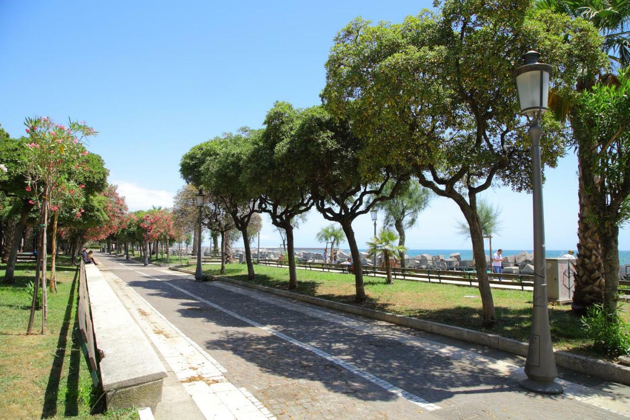 Salerno Mare E Luci公寓 外观 照片
